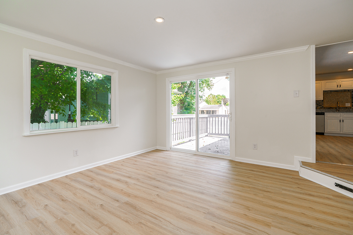 5030 Silverton Dr-20