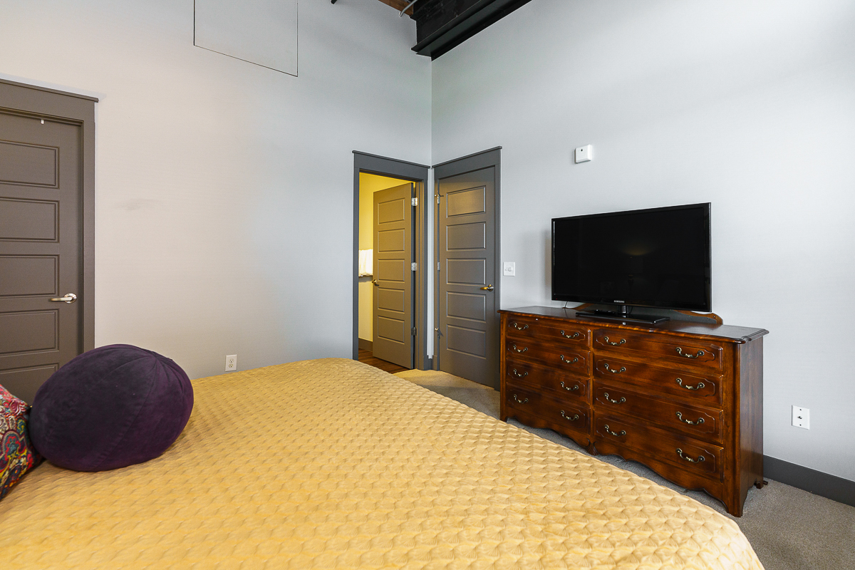 570 S Front St #104-19