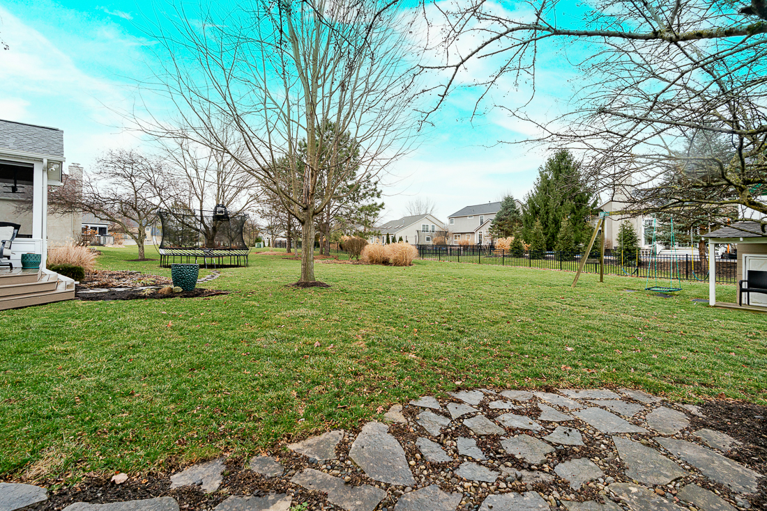 5794 Burnett Dr. N -7