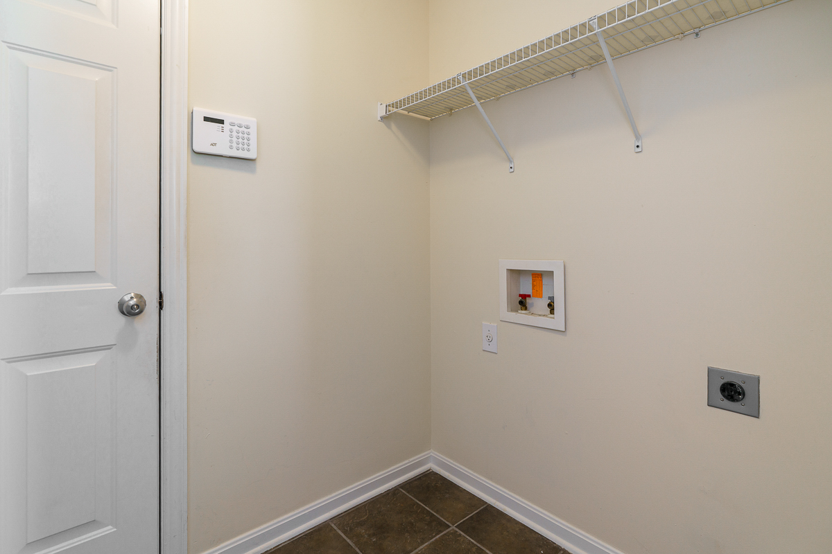 5851 Myrick Rd-22