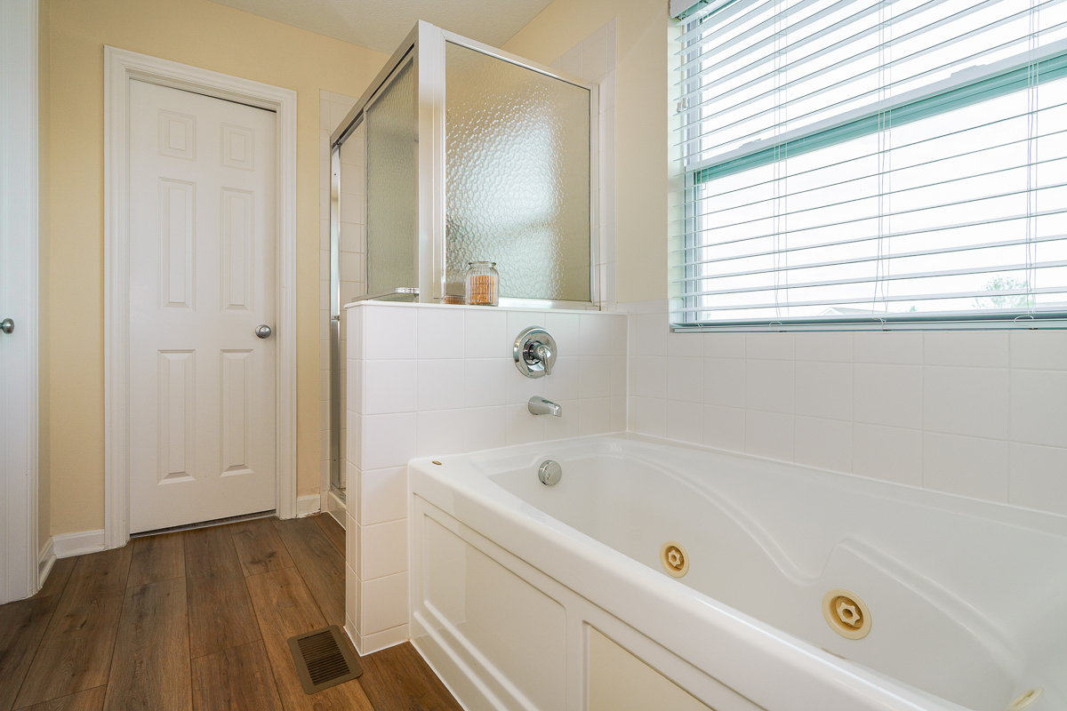5851 Myrick Rd-30