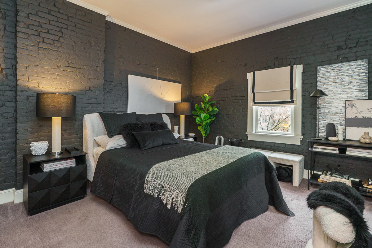 596 s 6th St-41