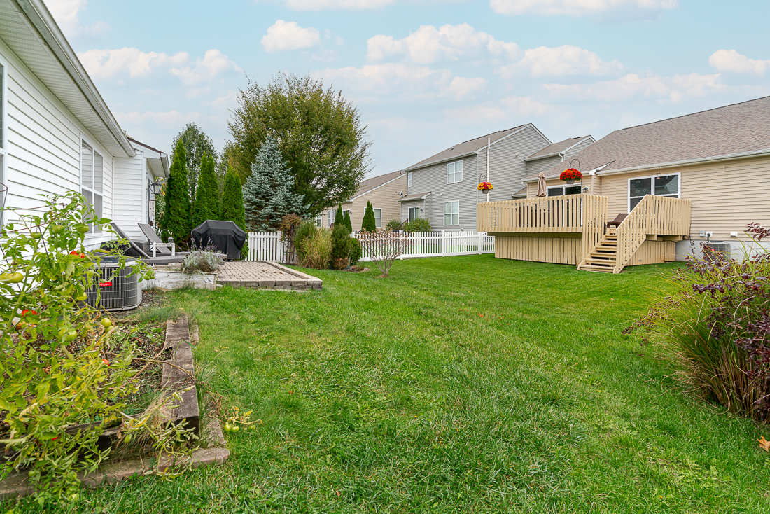 6036 Carlatun Street-4