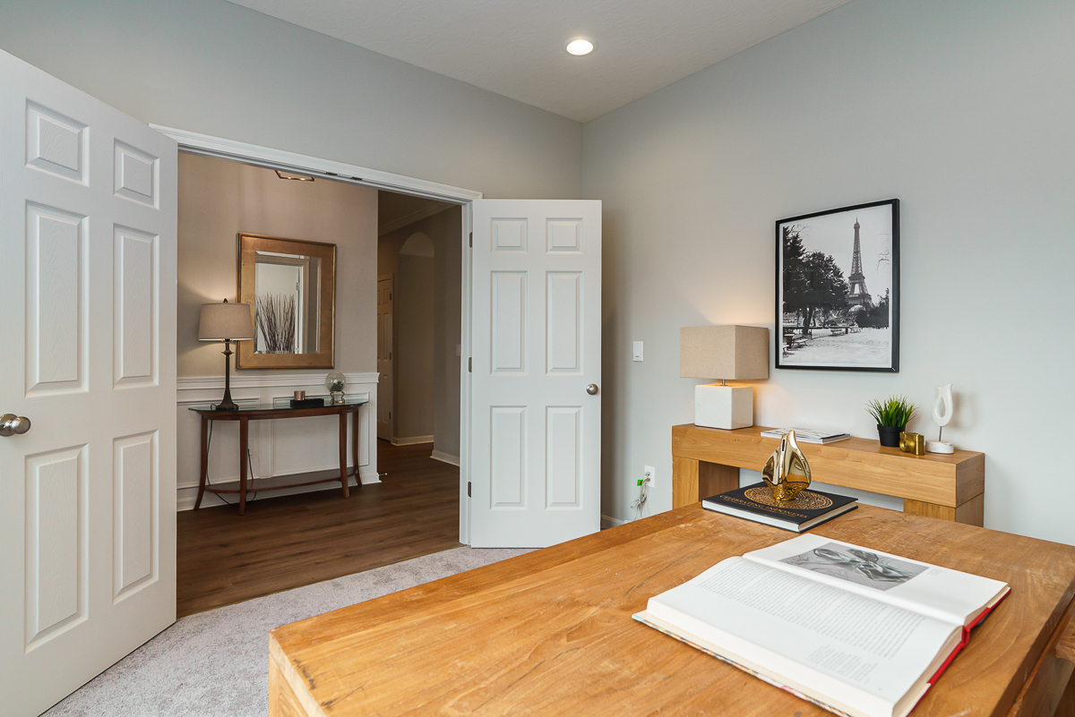 6090 Windcliff Dr-10