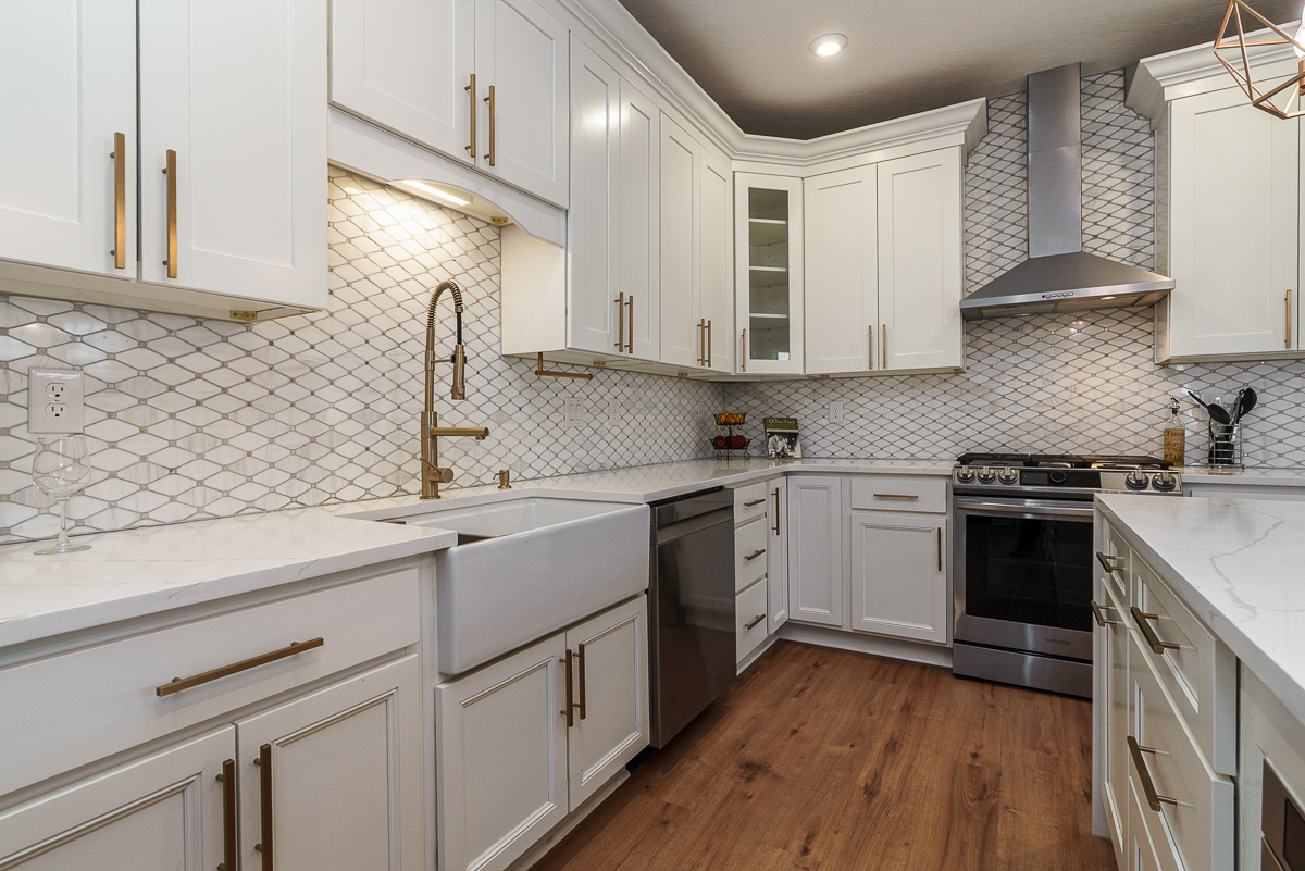 6090 Windcliff Dr-21