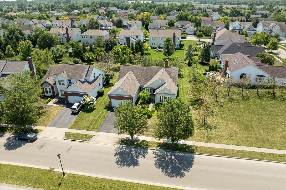 6177 Woodsview Way-1