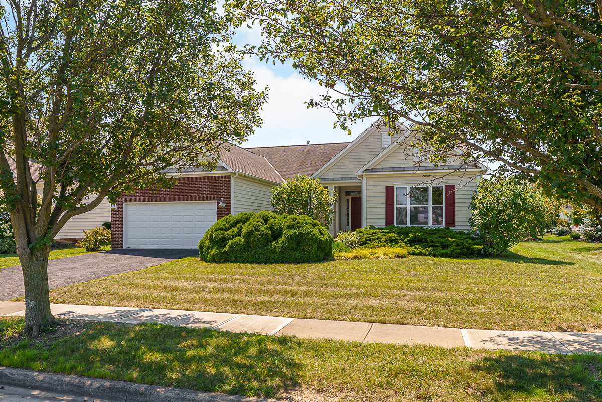 6177 Woodsview Way-7