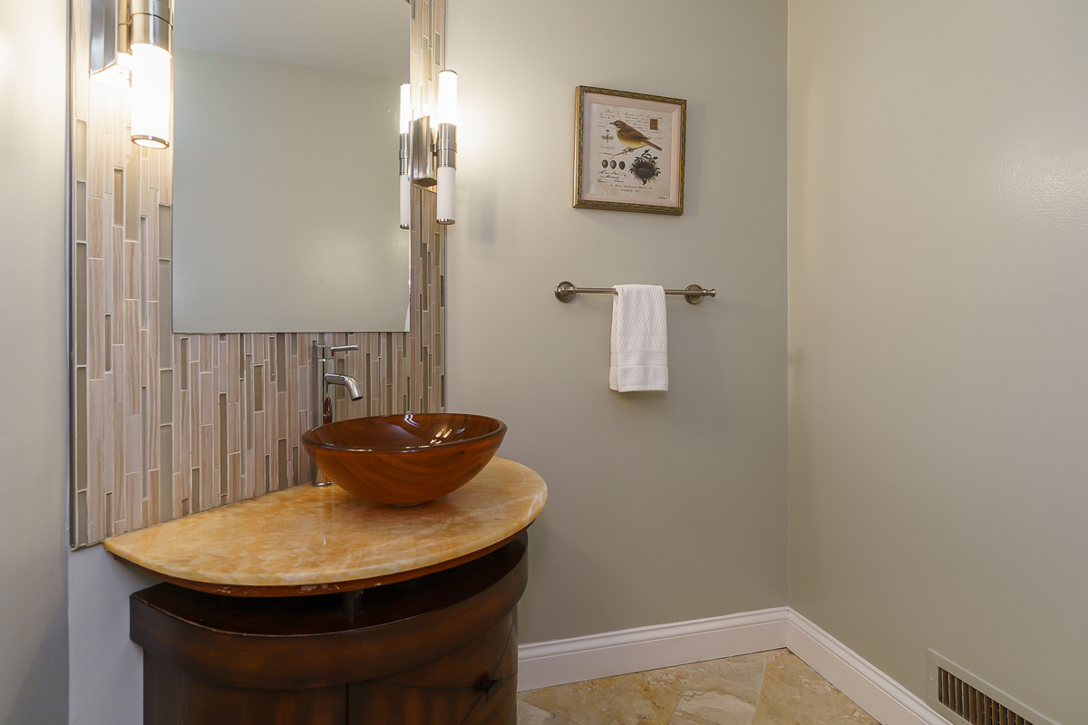 630 Woods Hollow Ln-69