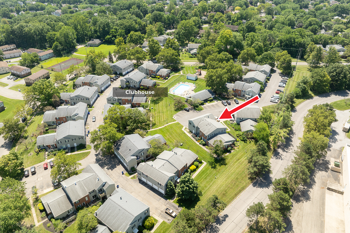 6357 New London Dr-4