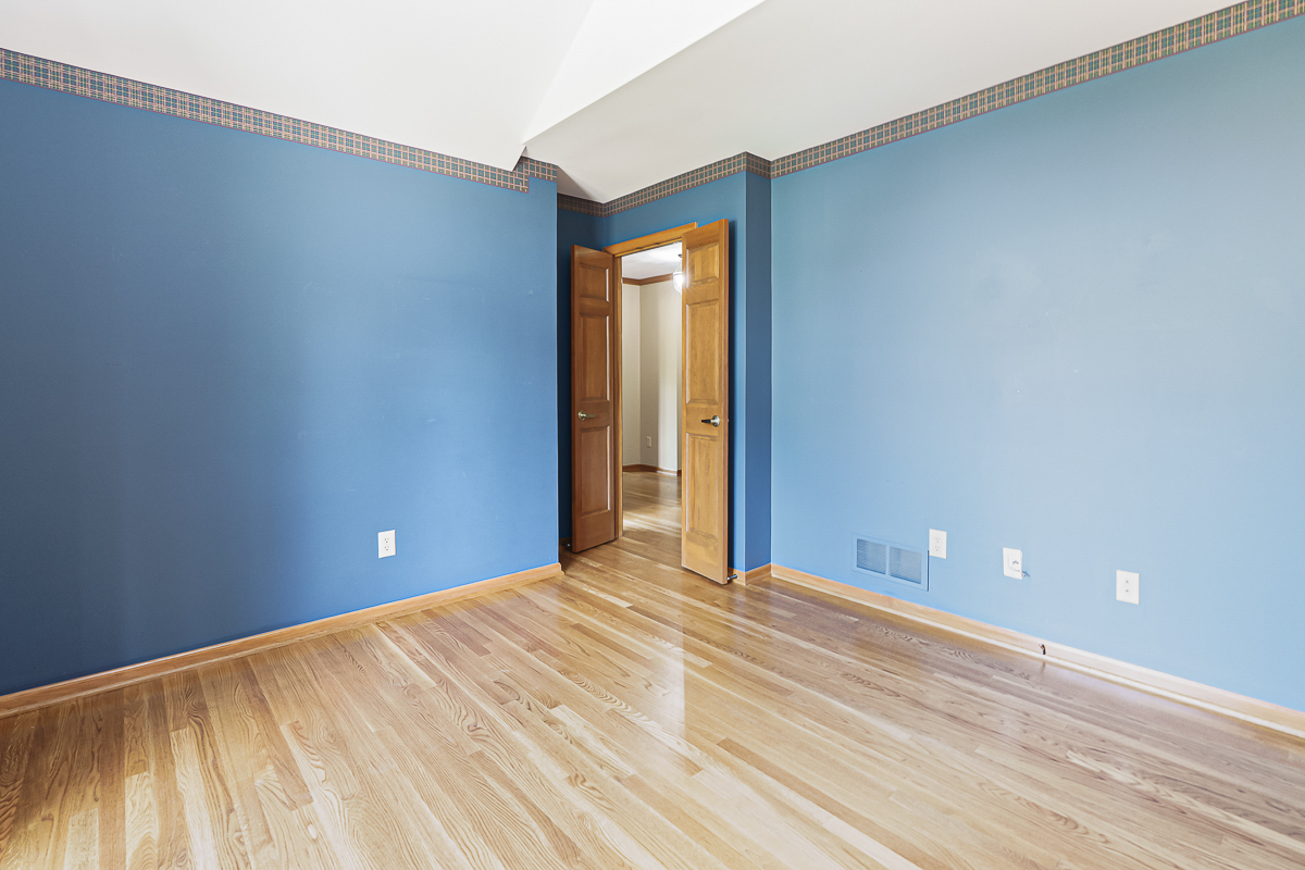 6730 Kensington Way-19