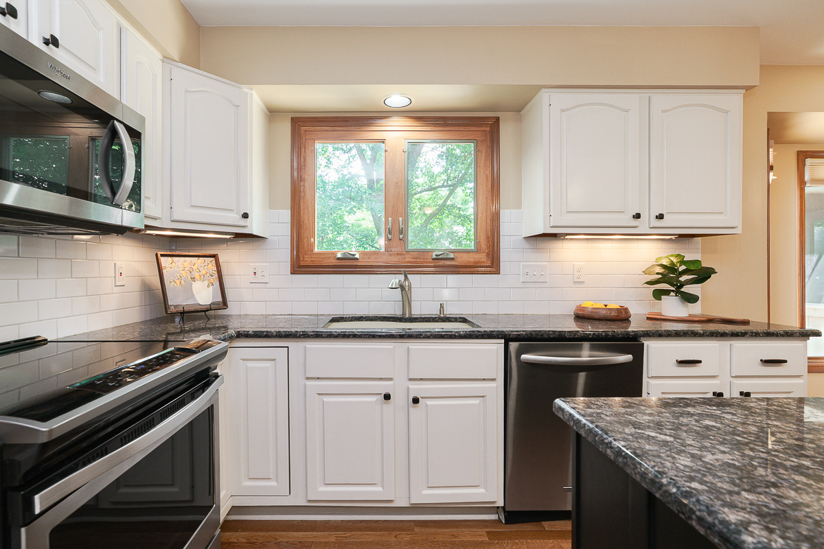 6730 Kensington Way-29