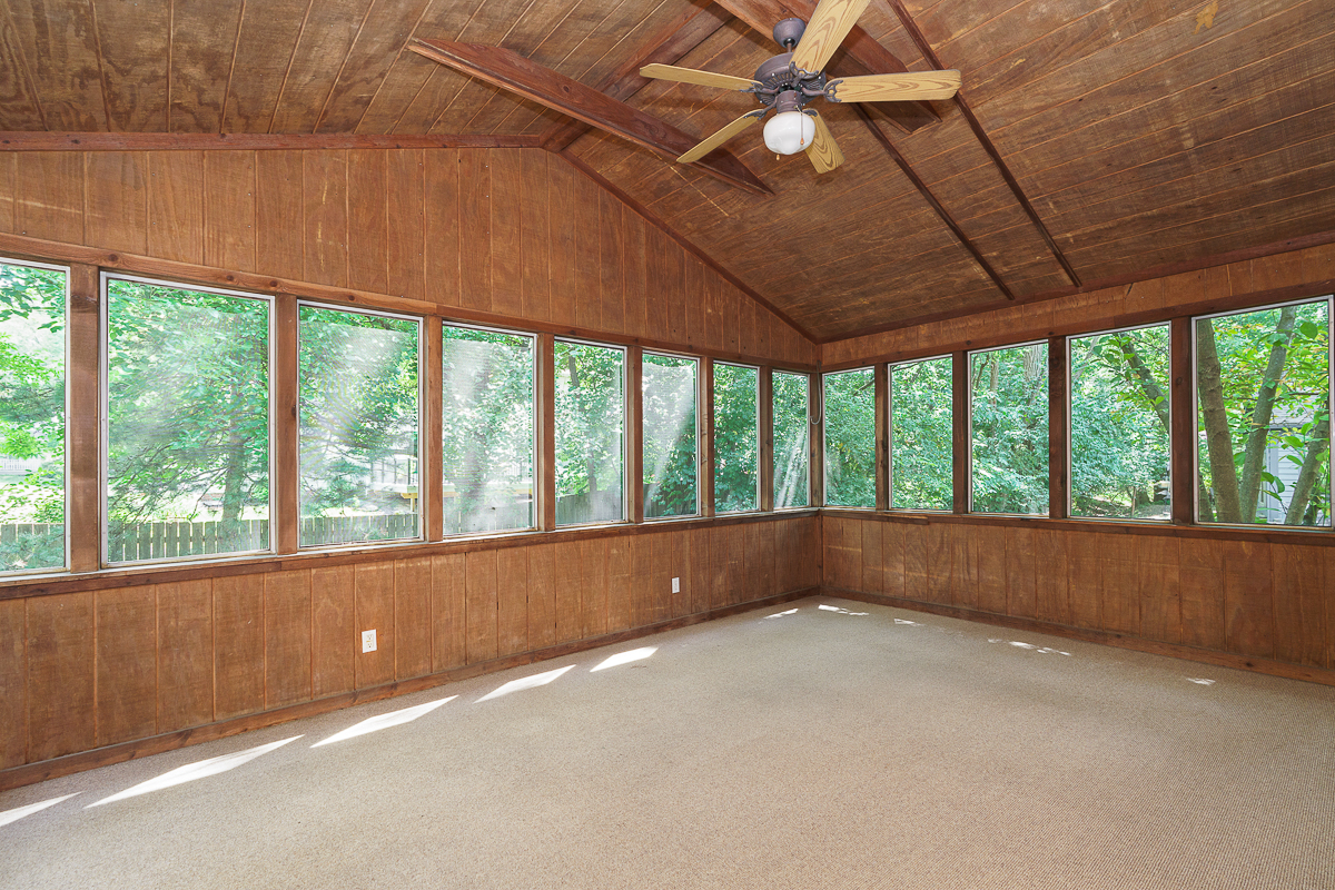 6730 Kensington Way-9