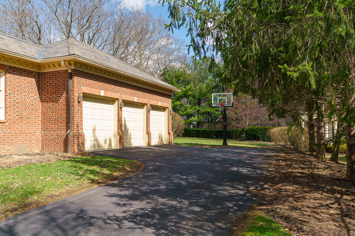 6988 Greensward Rd-15