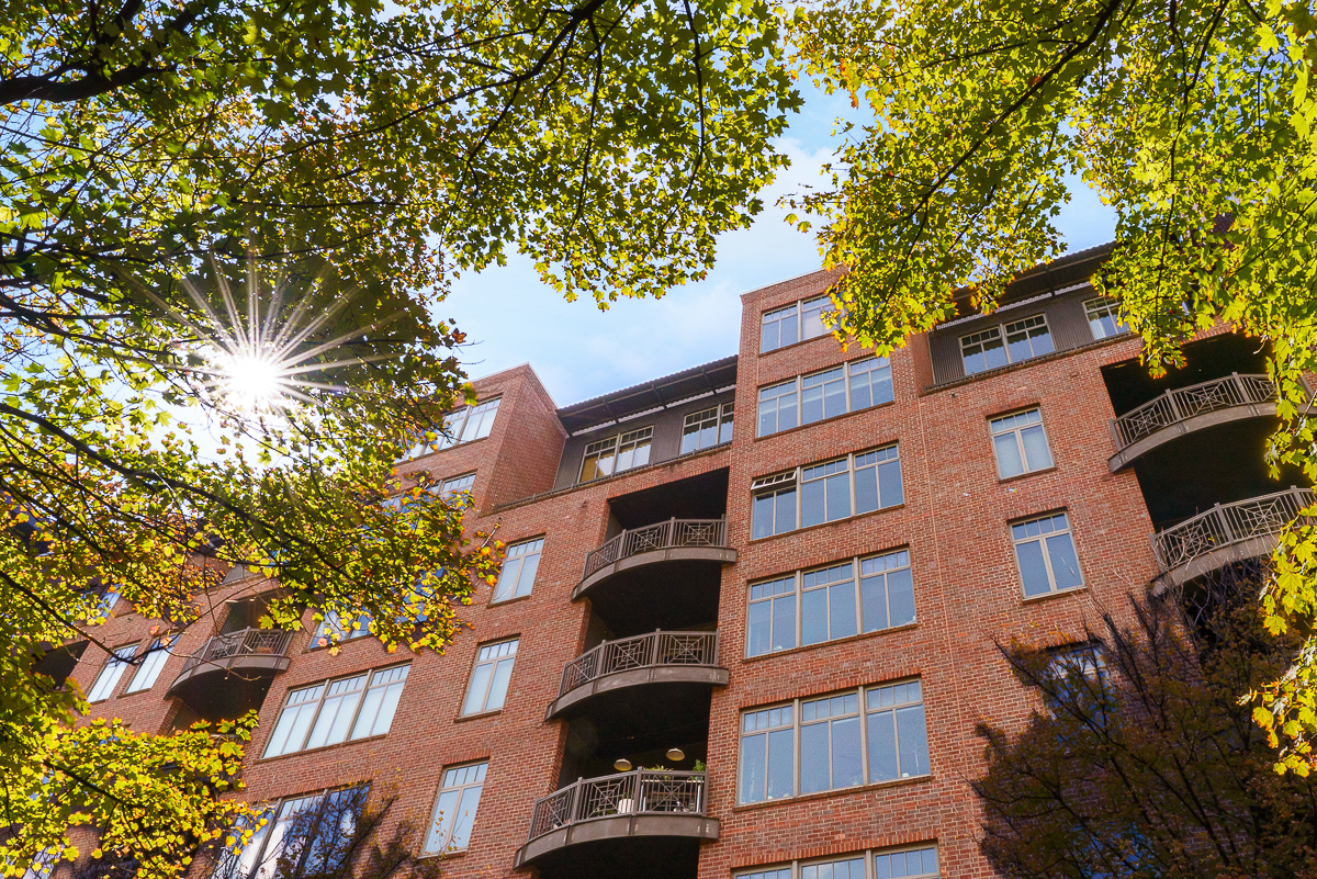 250 Daniel Burnham Sq #707-11