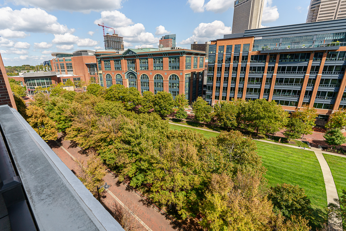 250 Daniel Burnham Sq #707-24