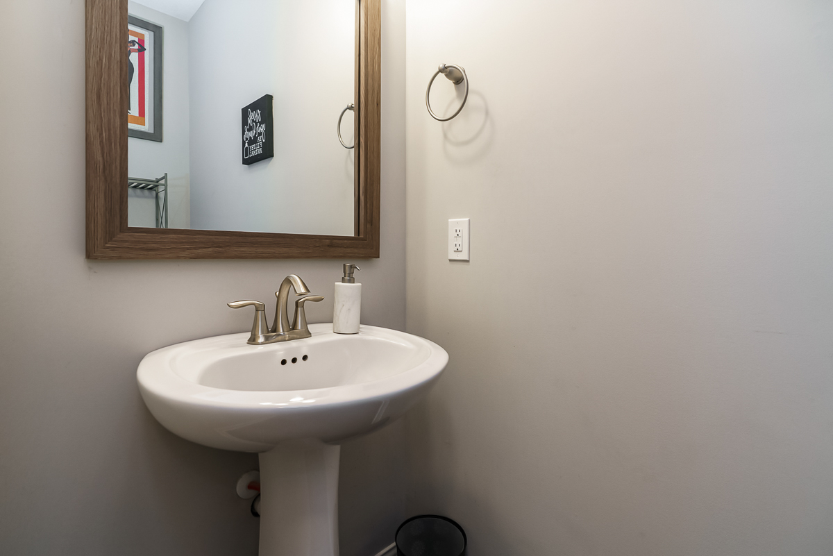 7365 Willowbush Dr-10