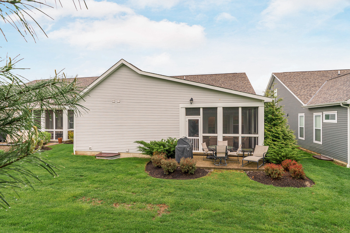7678 Gateway Blvd-6