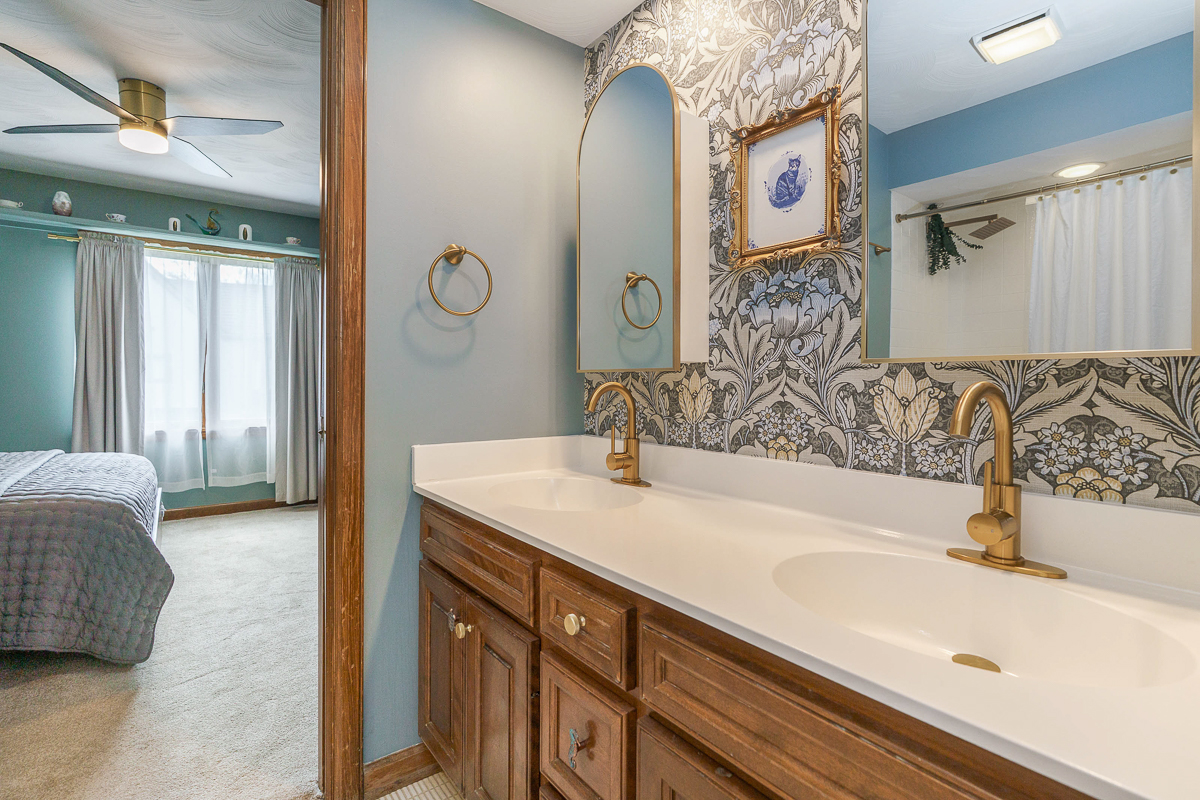 8176 Lake Bluff Ct-45