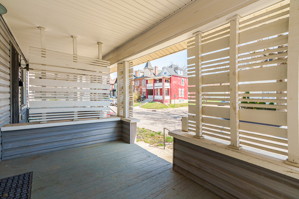 857-859 Wilson Ave-9