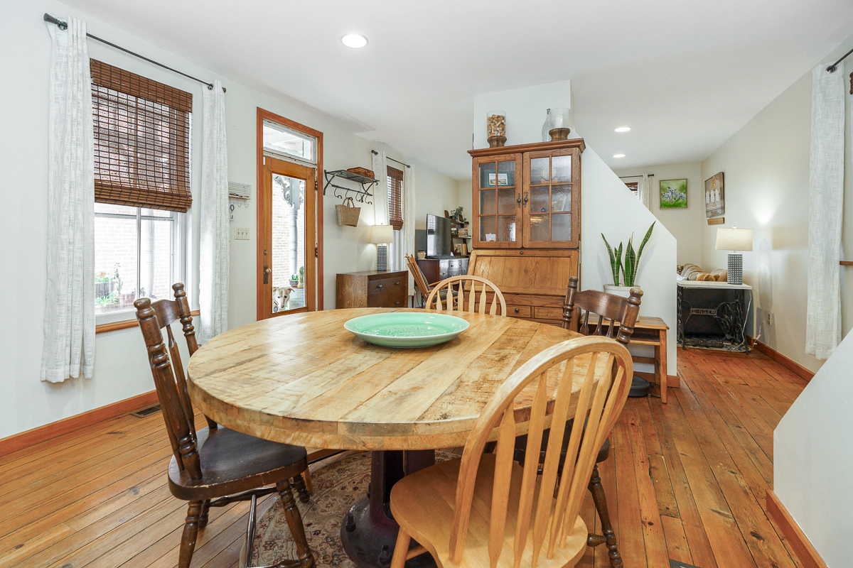 882 s 3rd St-20