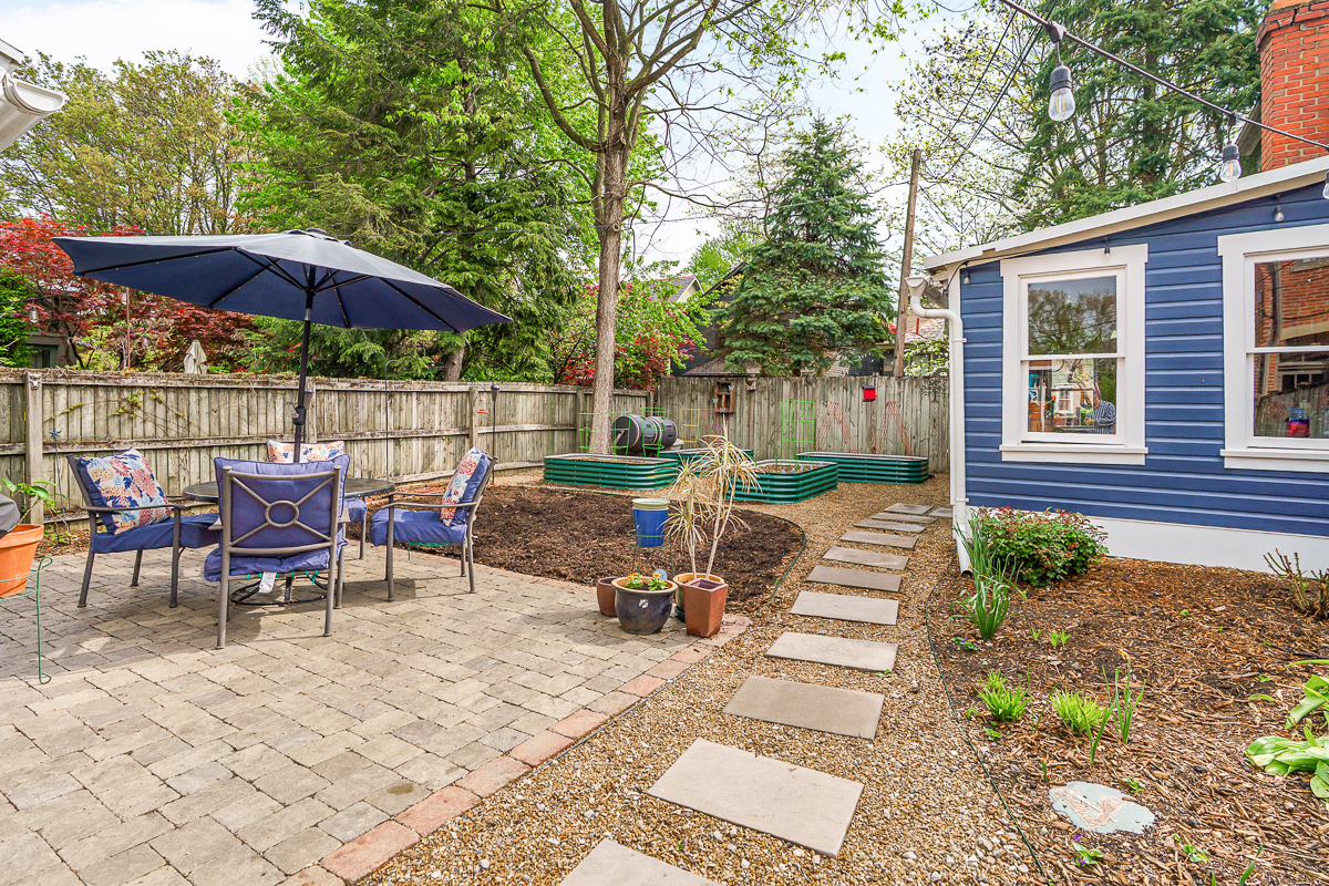 882 s 3rd St-7