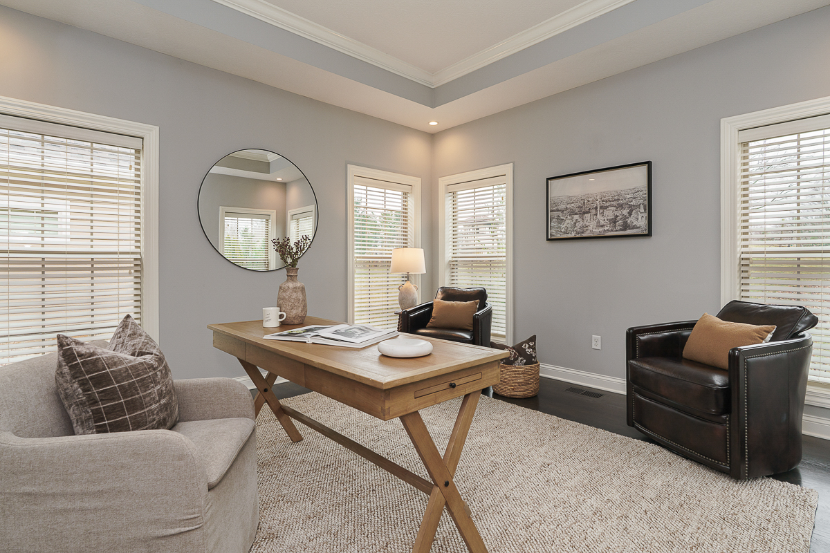 9307 Brolio Villa Dr-43