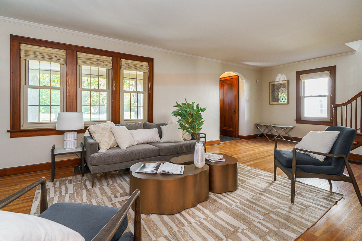 96 N Cassingham Rd-19