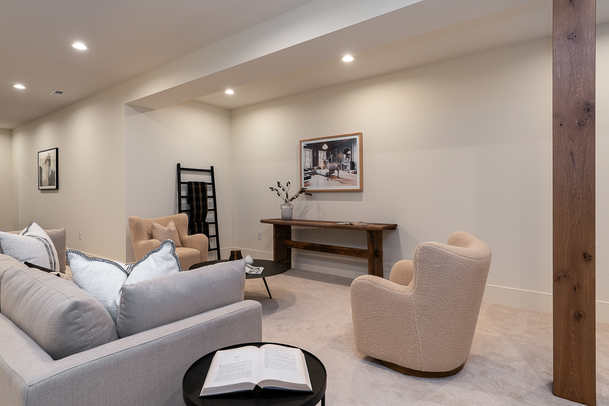 1565 Berkshire Rd.-17