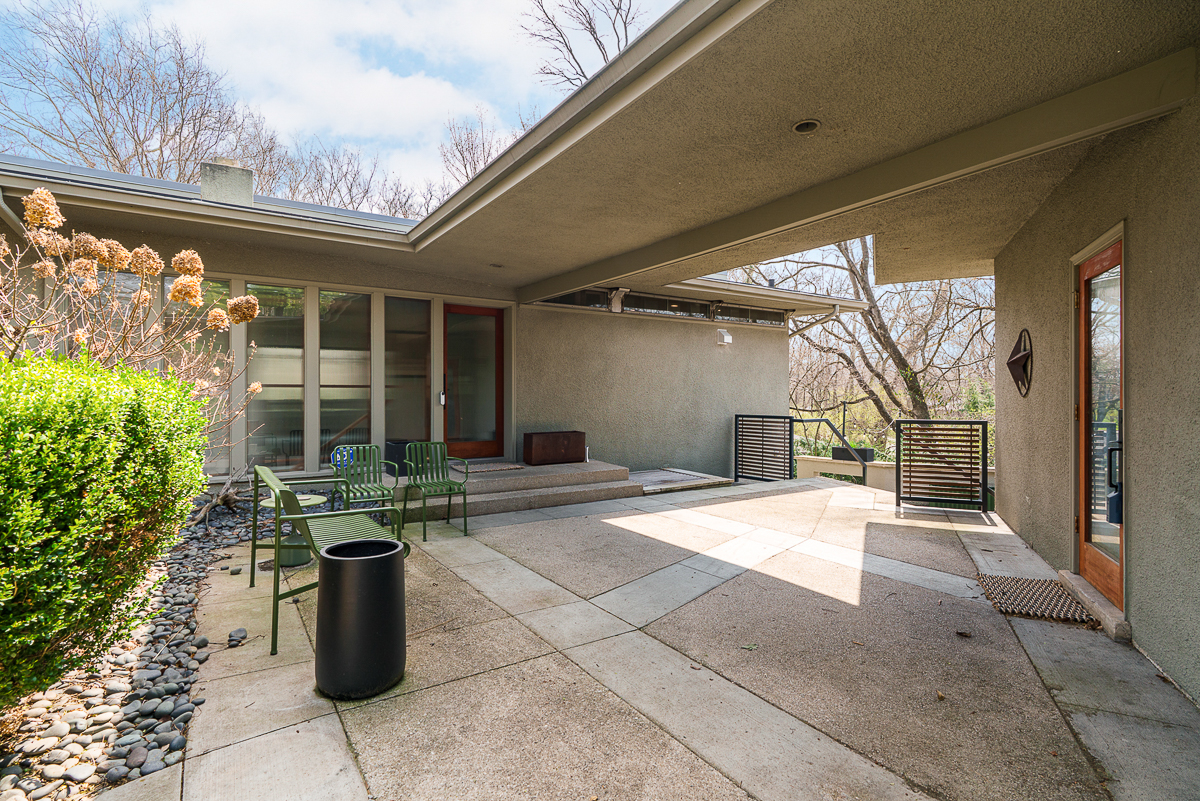 2837 Canterbury Ln EXT=-3