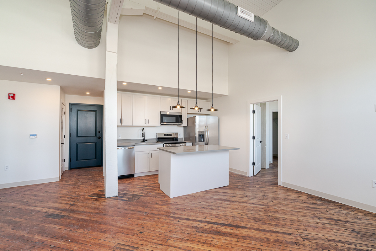 219 N Columbus St-38