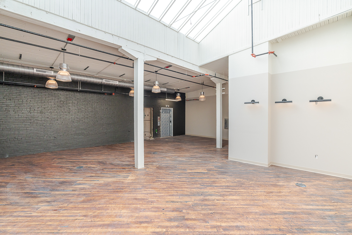 219 N Columbus St-40