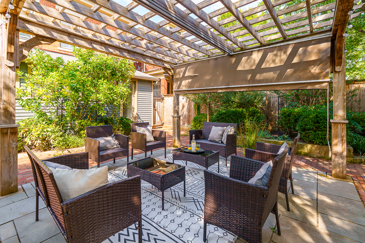 243 e Whittier St------2