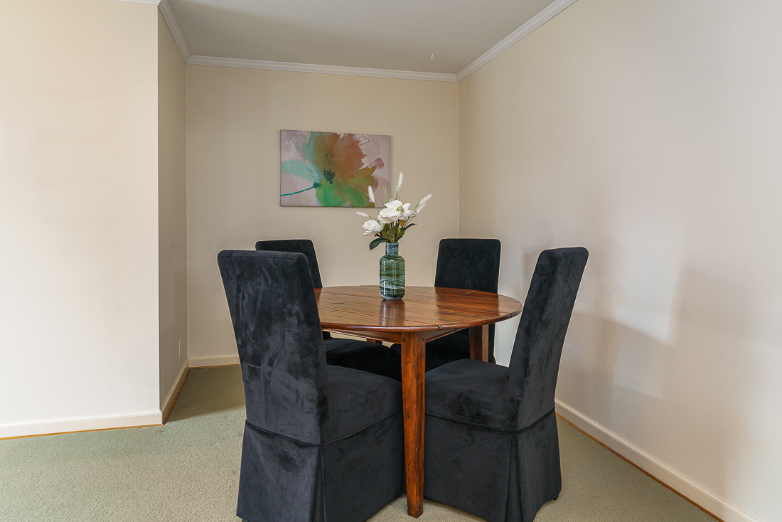 1631 Roxbury Rd F3-18