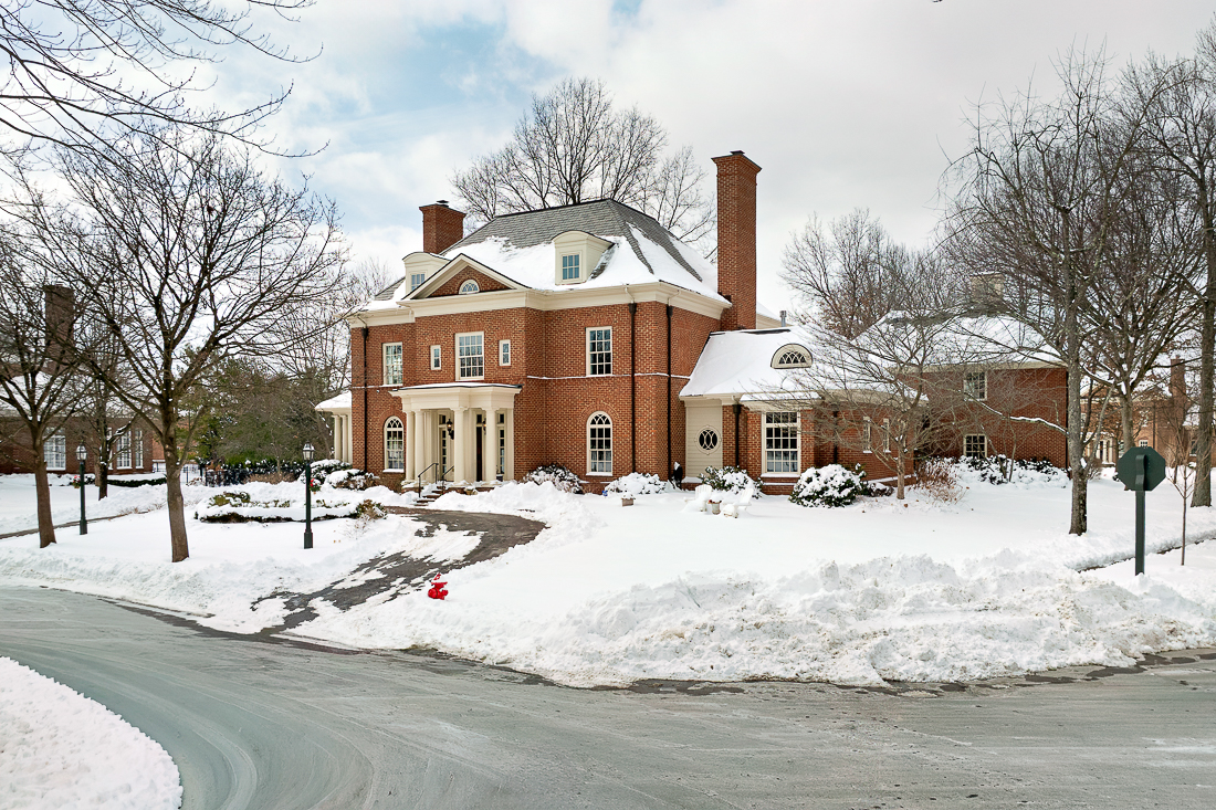 7286 Lambton Green N -12