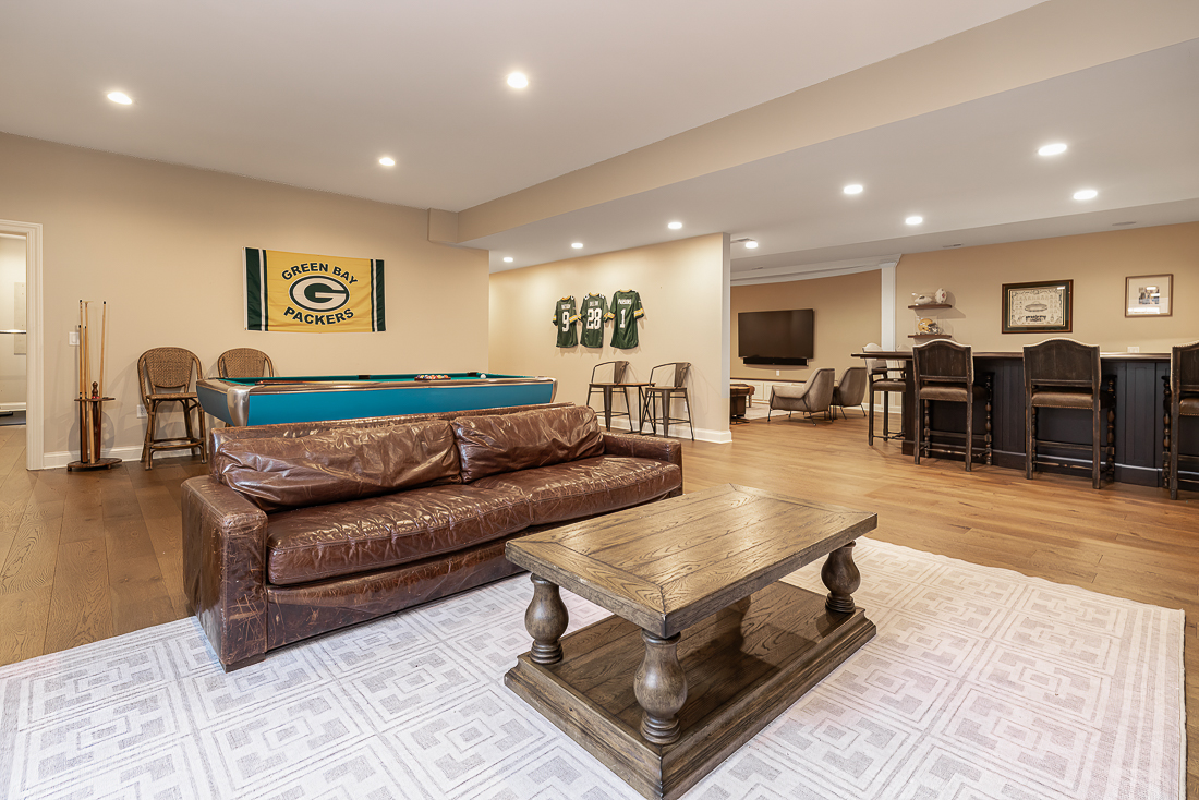 7286 Lambton Green N Interiors-2