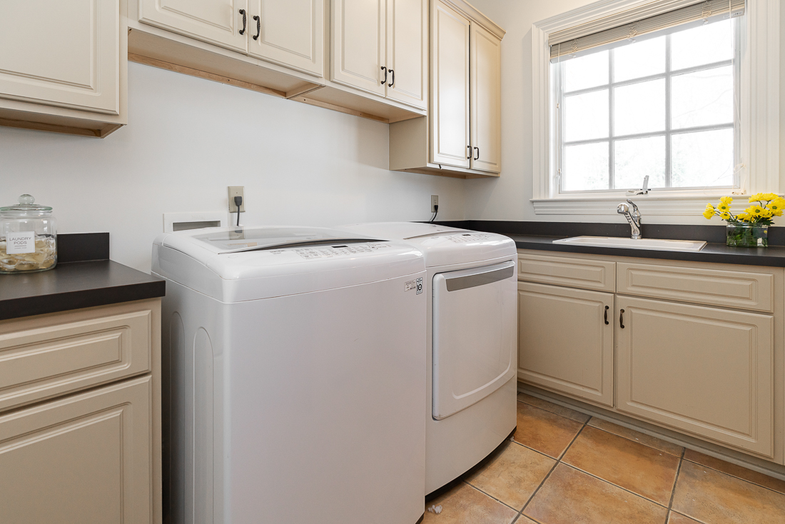 7286 Lambton Green N Interiors-50