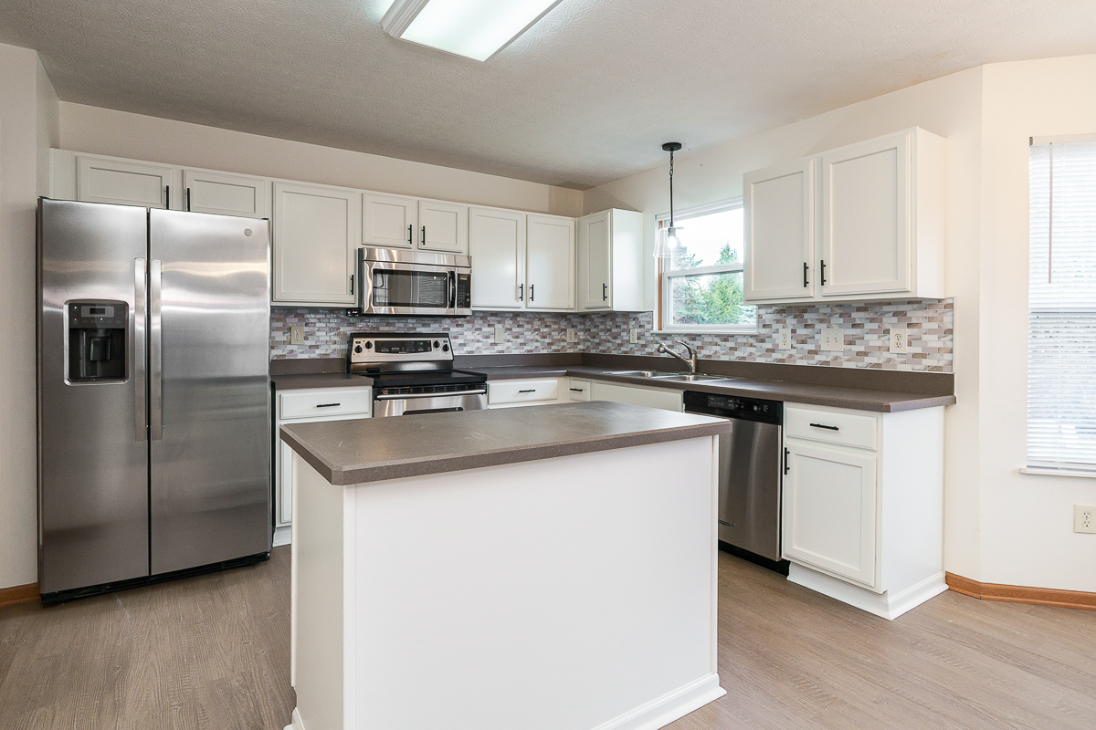 2378 Myrtle valley Kitchen-3