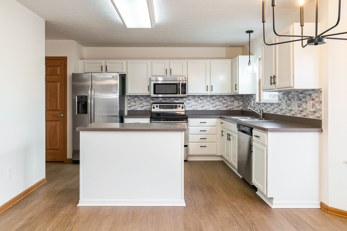 2378 Myrtle valley Kitchen-4