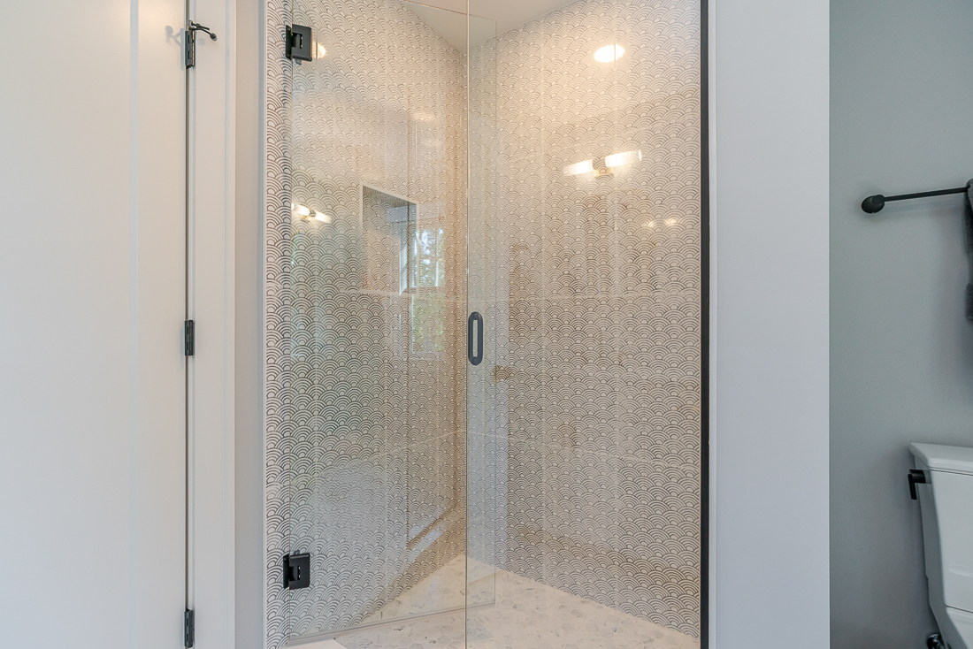 1968 N Devon Rd.-135