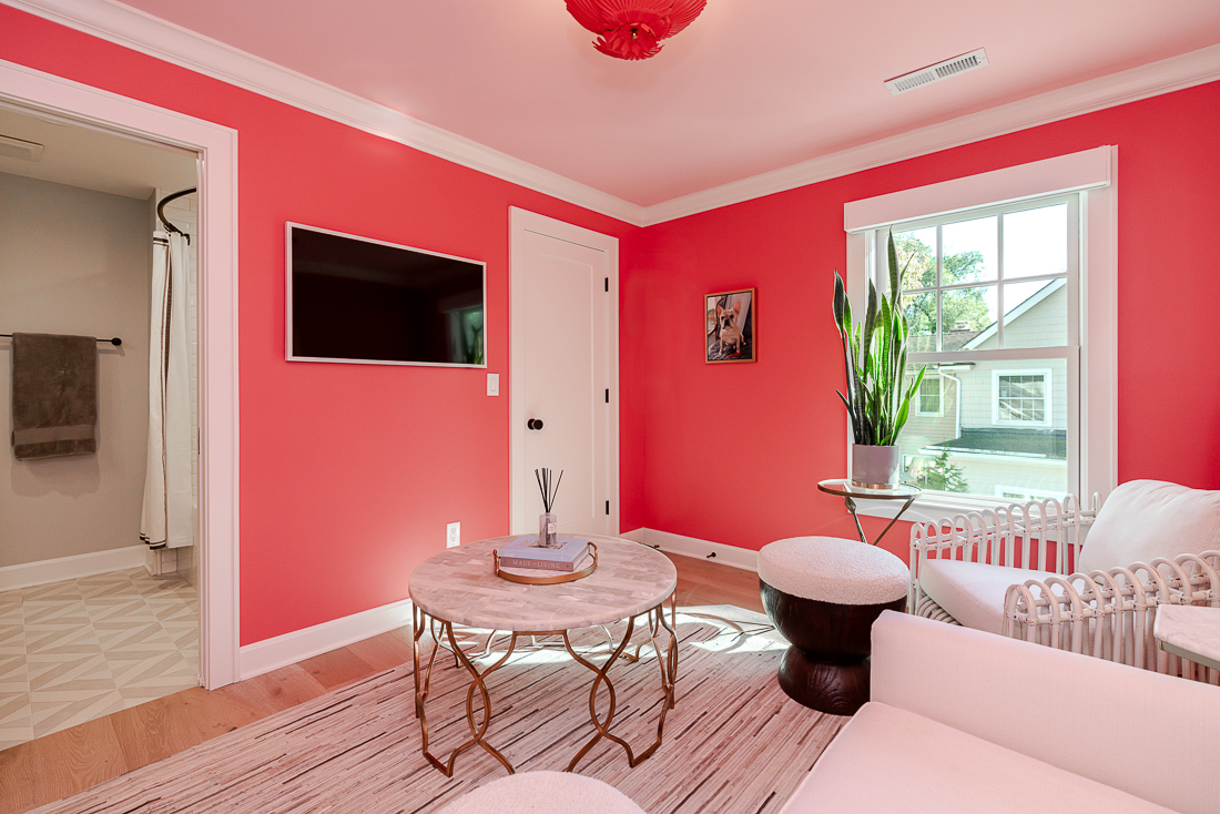 1968 N Devon Rd.-142