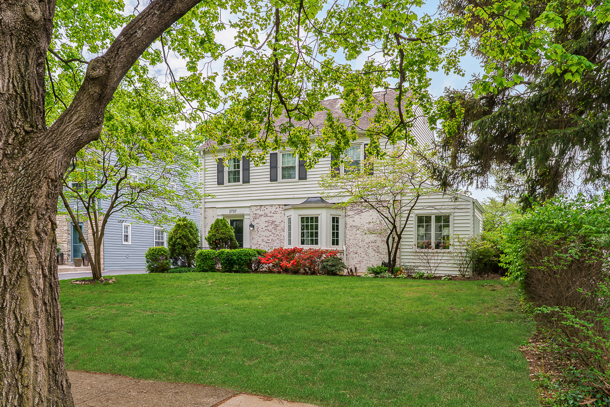 2737 Sherwood Rd Front-1