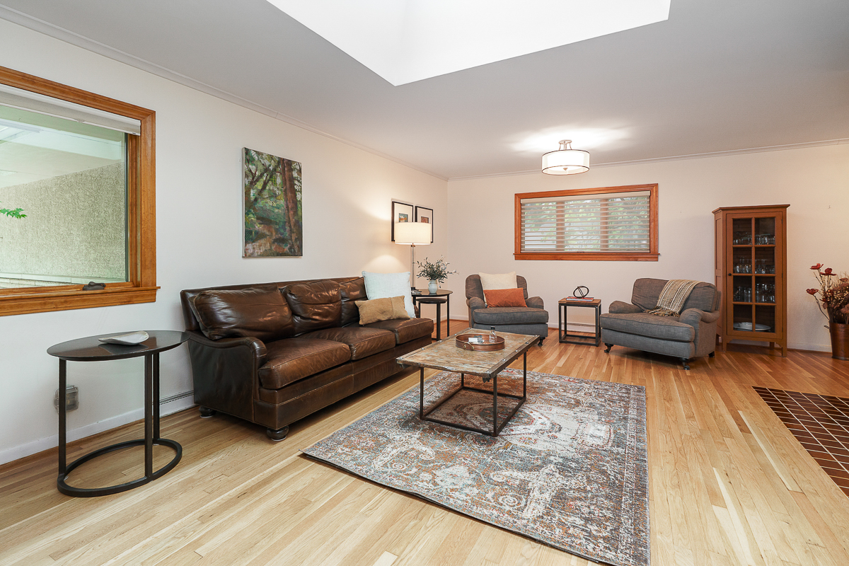 3965 Wynding Dr edit-7